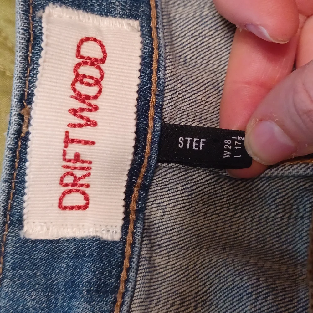 Driftwood Stef studded denim skirt size 28 - Picture 2 of 7